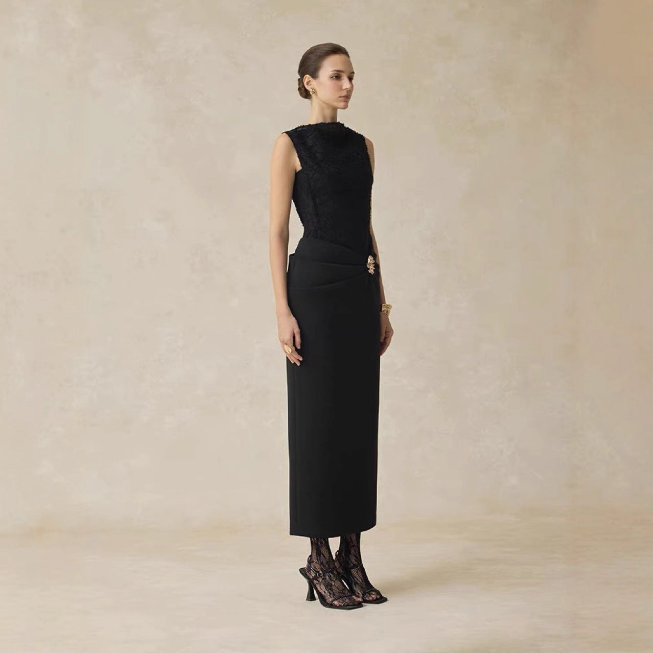 Niche Designer Elegant One-length Neck Long-sleeved Waist Dress For Autumn New Lace Spliced ​​sleeveless Dress