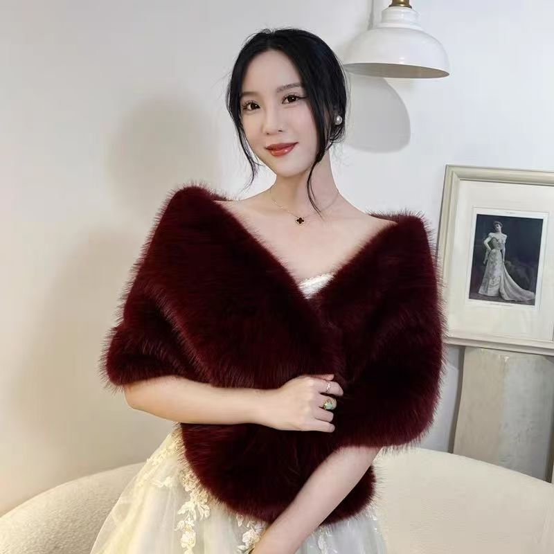 Fur Shawl Jacket For Women's New Winter Imitation Mink Fox Fur Collar Dress Cheongsam Wedding Cloak Thickened